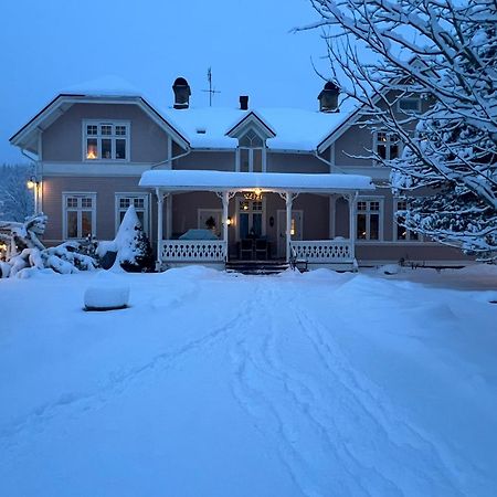 Rosa Huset Osebol Stöllet Exterior foto